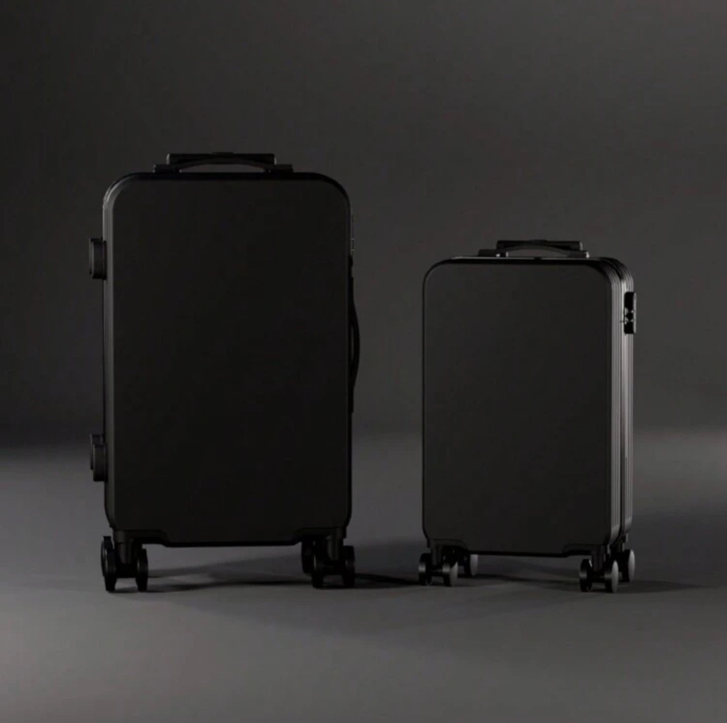 Stylish Black & Minimalistic Design in a Set of 3 Durable Luggages (14,20,24 Inches)